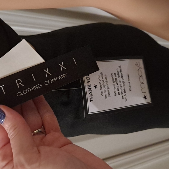 NWT Trixxi Black Cocktail / Prom/ Graduation Dress with Peek-a-Boo Mesh Back - Picture 10 of 12